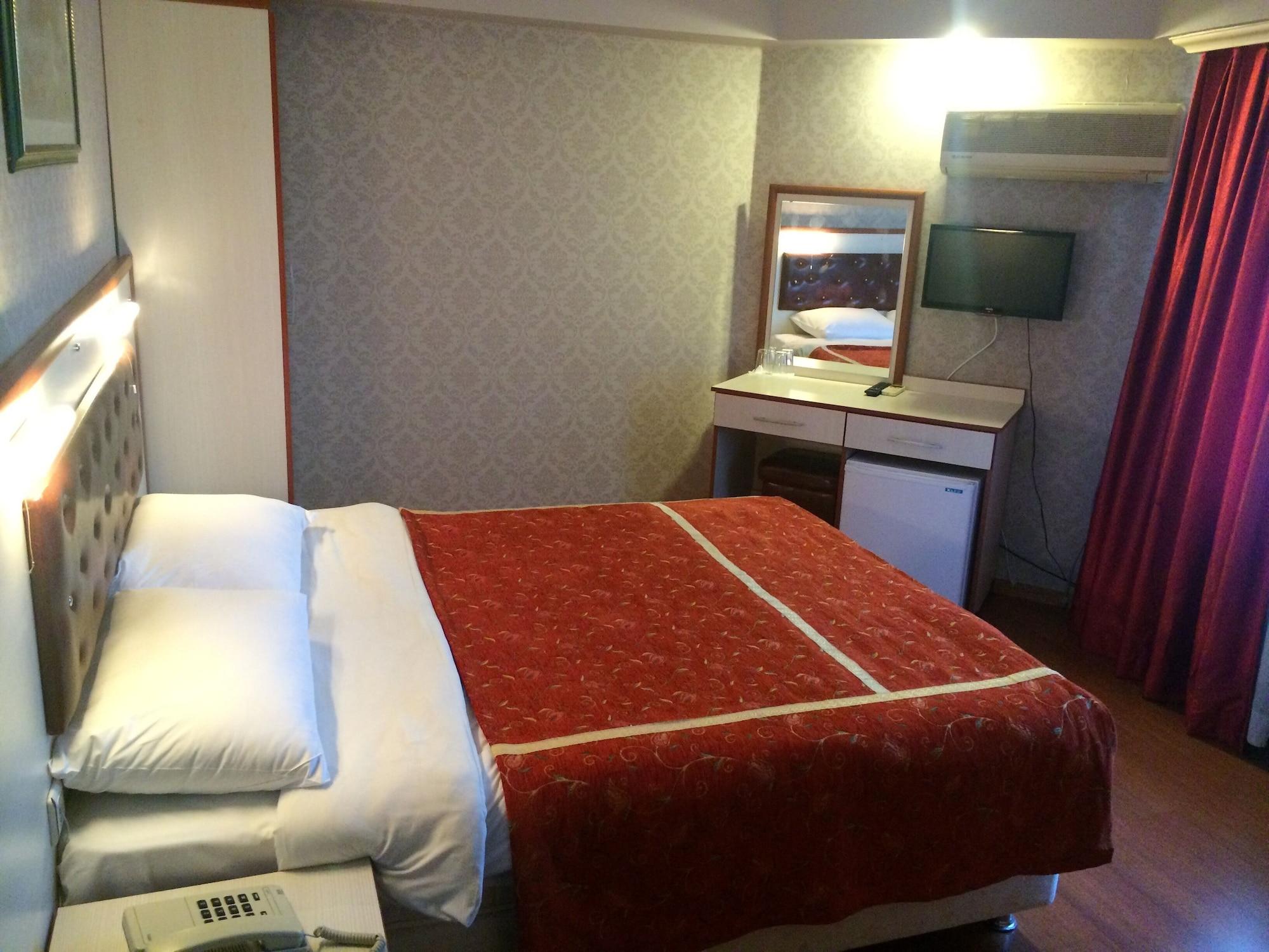 Tayhan Hotel อิสตันบูล ภายนอก รูปภาพ