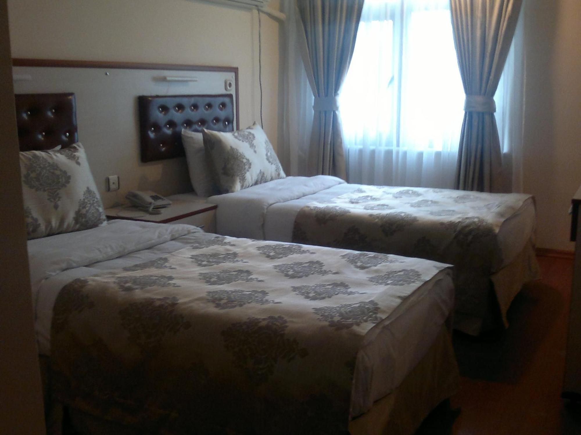 Tayhan Hotel อิสตันบูล ภายนอก รูปภาพ