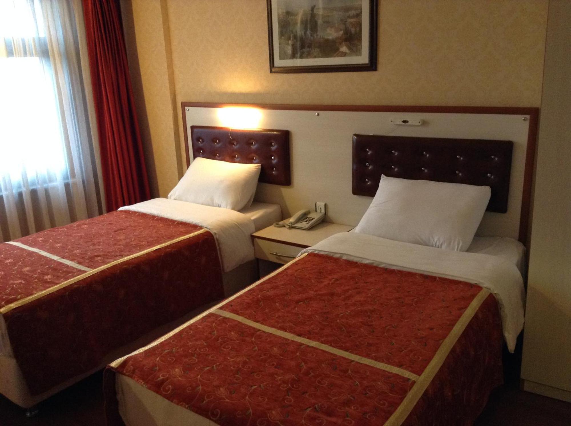 Tayhan Hotel อิสตันบูล ภายนอก รูปภาพ