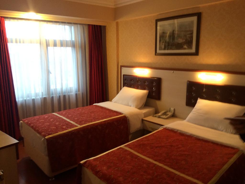 Tayhan Hotel อิสตันบูล ภายนอก รูปภาพ