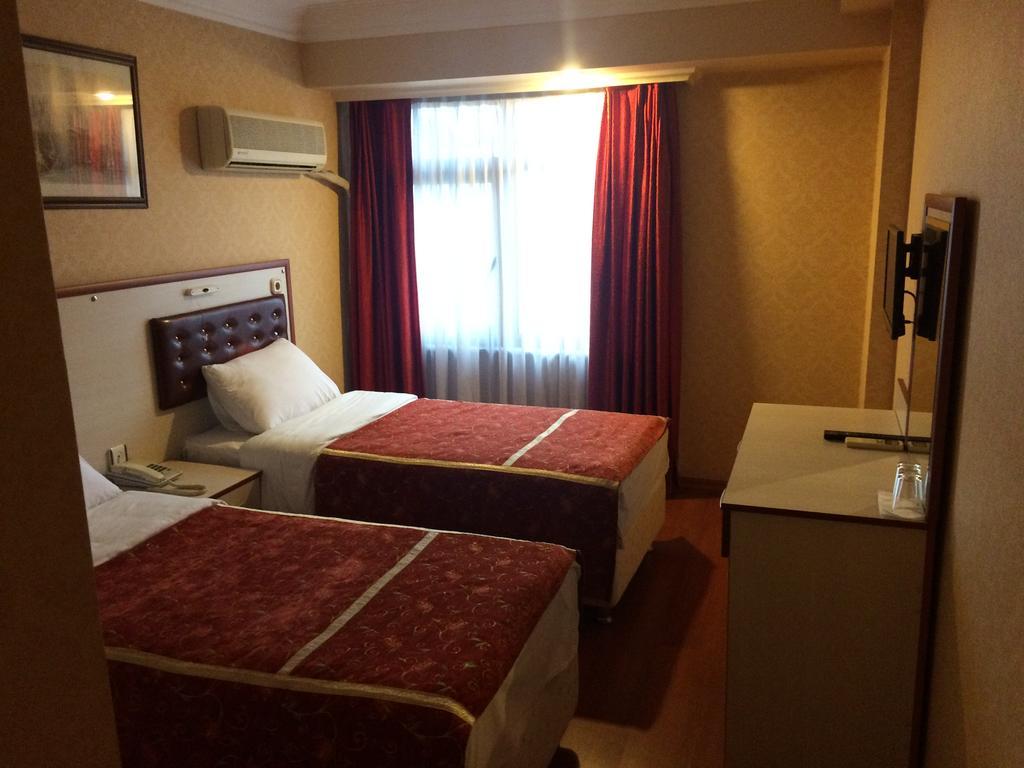 Tayhan Hotel อิสตันบูล ภายนอก รูปภาพ