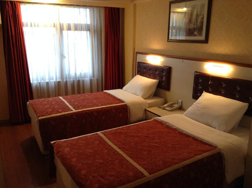 Tayhan Hotel อิสตันบูล ภายนอก รูปภาพ