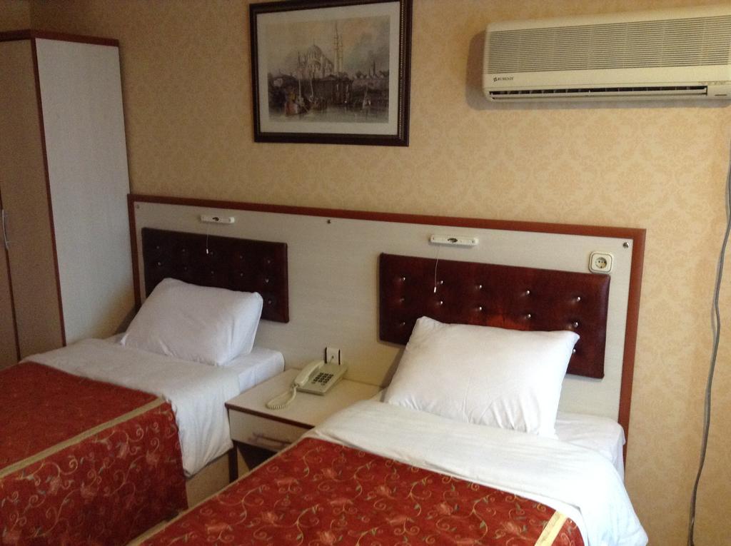 Tayhan Hotel อิสตันบูล ภายนอก รูปภาพ