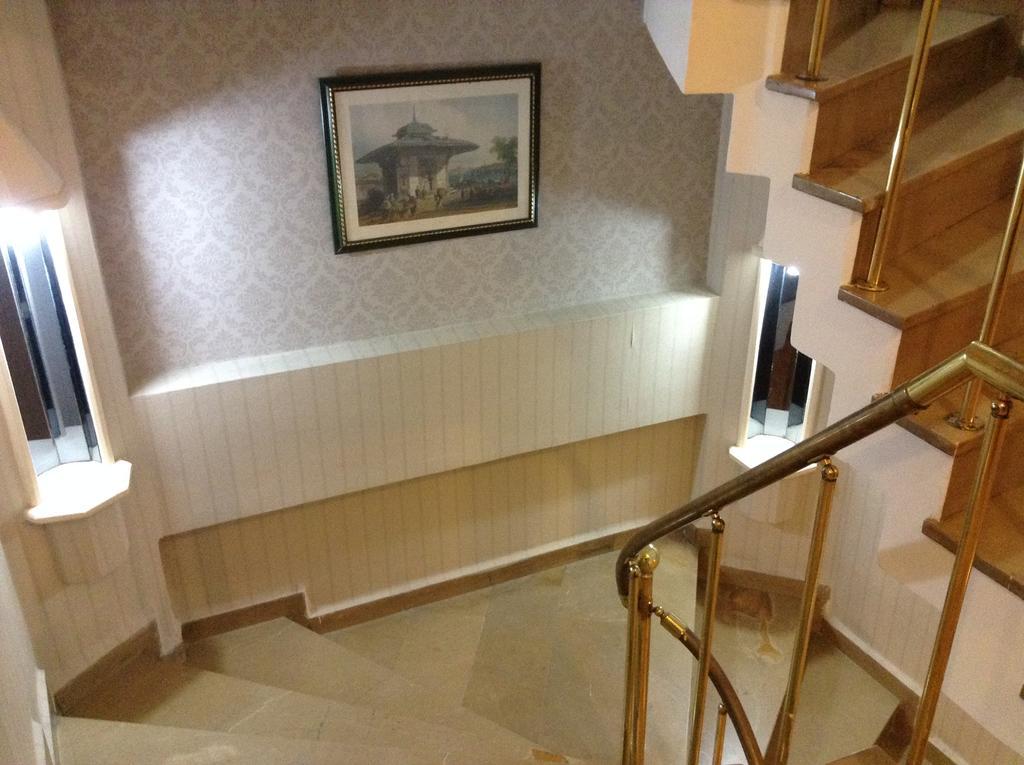 Tayhan Hotel อิสตันบูล ภายนอก รูปภาพ