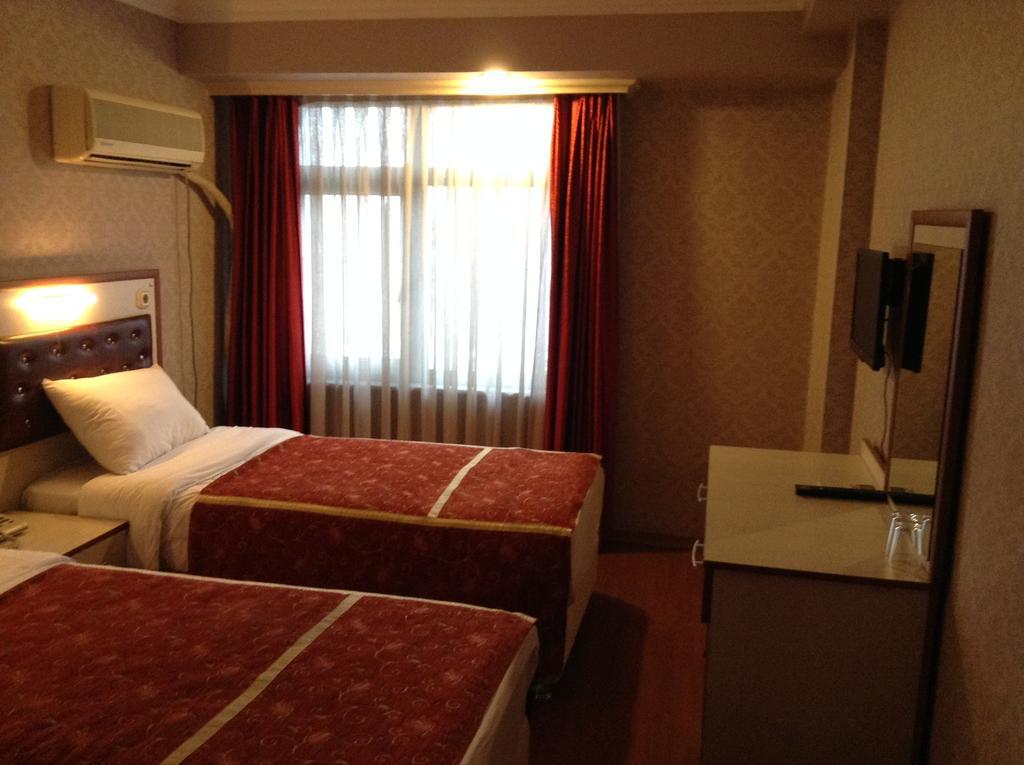Tayhan Hotel อิสตันบูล ภายนอก รูปภาพ